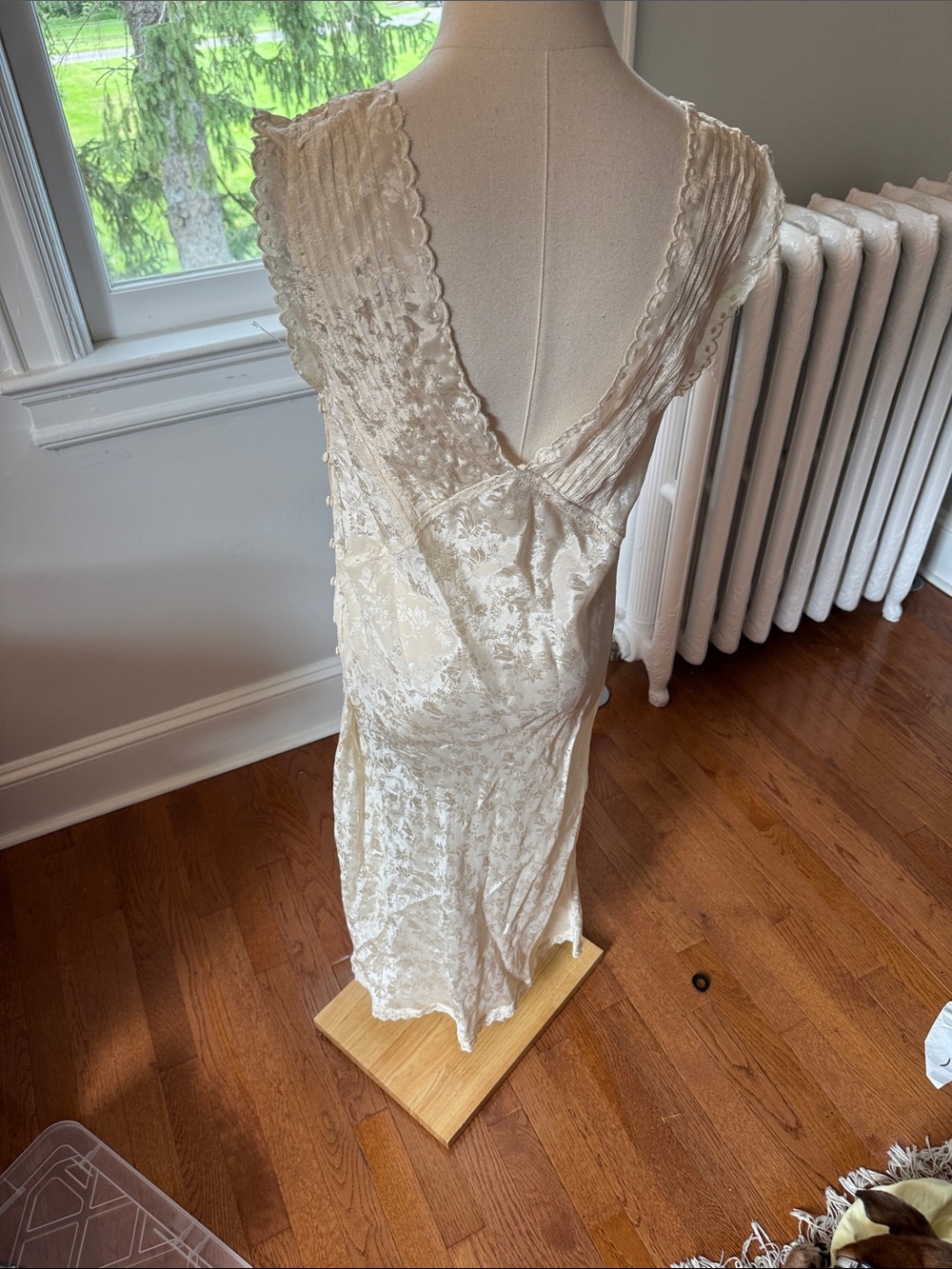 NWOT Intimately “Me With You” Ivory slip Dress - Picture 7 of 12